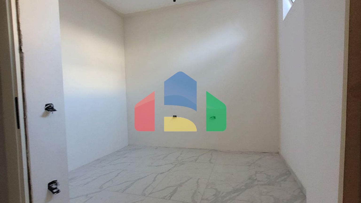 3+1 с двумя санузлами, р-н Пляж, 144 м.кв