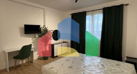 1+1 с ремонтом, р-н Пляж Иллирия, 77 м.кв