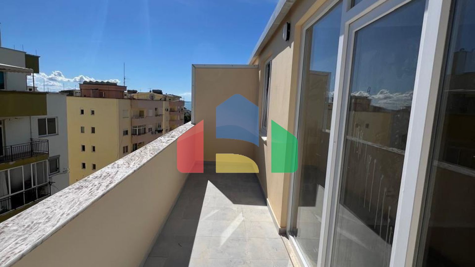 2+1 с видом на море, р-н Пляж, 75 м.кв