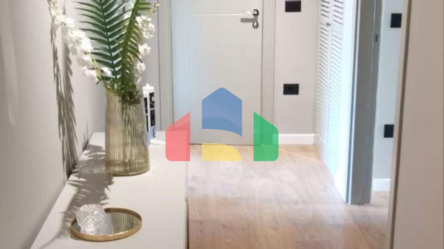 1+1, Пляж р-н Адриатик, 100 м.кв