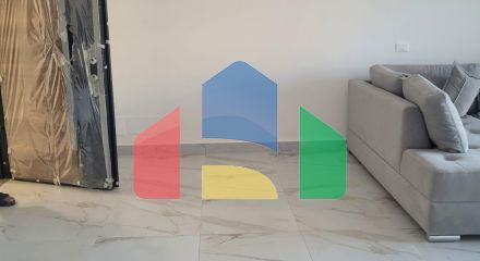 1+1 с балконом, Голем, 75 м.кв
