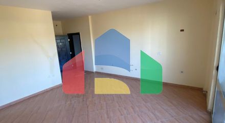 1+1 with balcony, Golem area, 67 sq.m