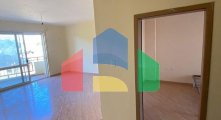 1+1 with balcony, Golem area, 67 sq.m