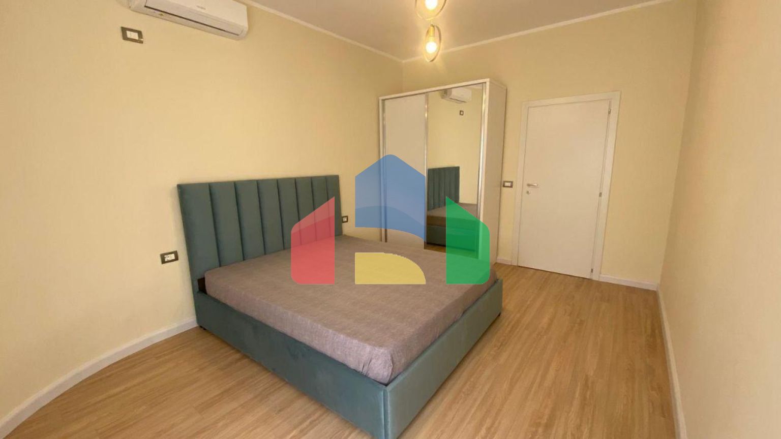 1+1, Пляж, 74 м.кв