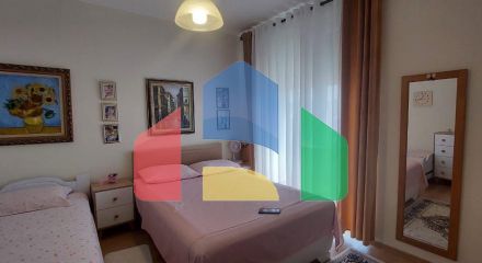 1+1 с балконом, р-н Голем, 56 м.кв