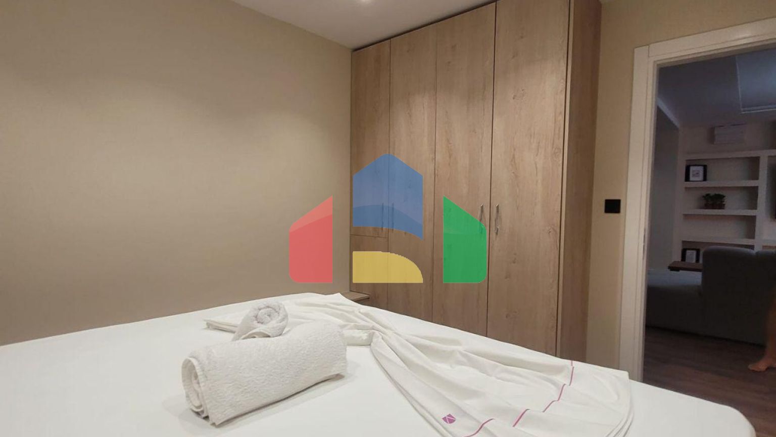 2+1 с террасой, р-н Пляж возле комплекса Florida, 94 м.кв