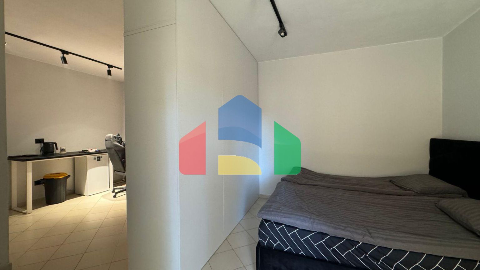 1+1 с балконом, р-н Шкемби в доме Колизей, 42 м.кв