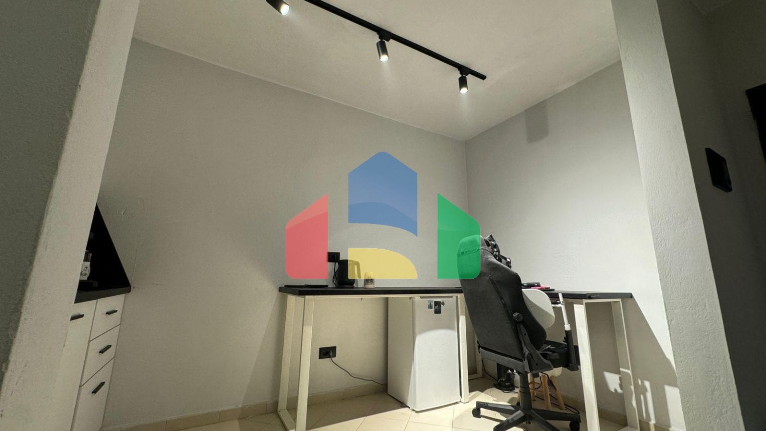 1+1 с балконом, р-н Шкемби в доме Колизей, 42 м.кв