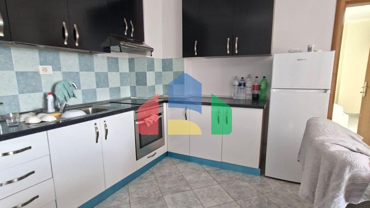 2+1 с балконом и видом на море, Shkembi I Kavajes, 109м.кв