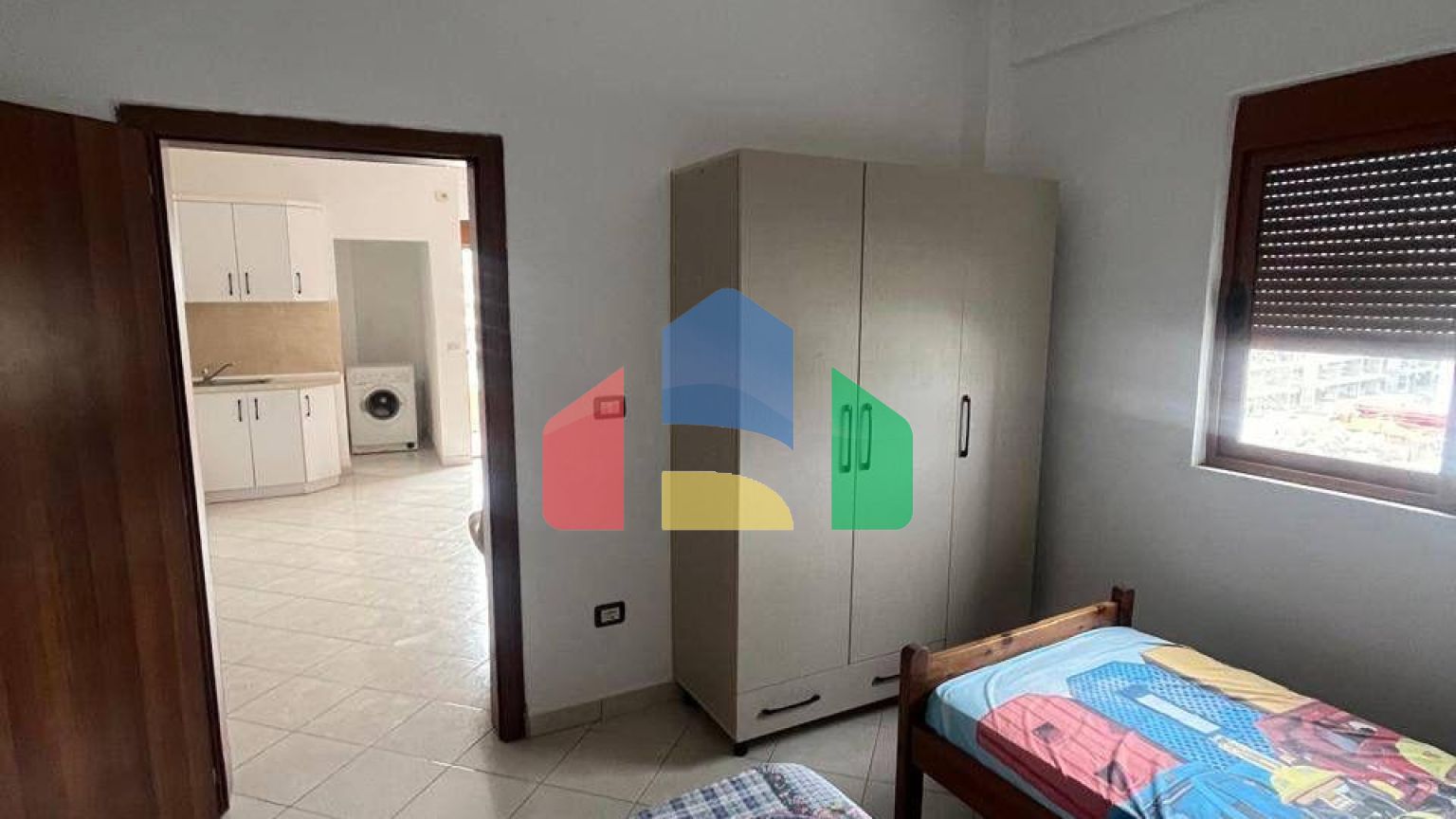 1+1  с балконом, Мали Робит, 65 м.кв