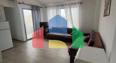 1+1  с балконом, Мали Робит, 65 м.кв