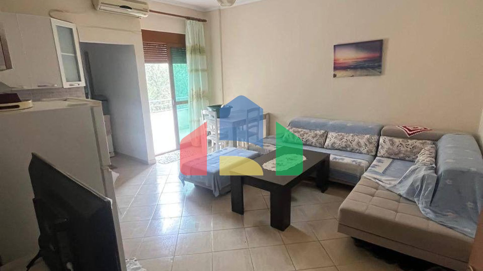 1+1  с балконом, Мали Робит, 65 м.кв