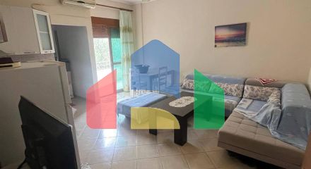 1+1  с балконом, Мали Робит, 65 м.кв