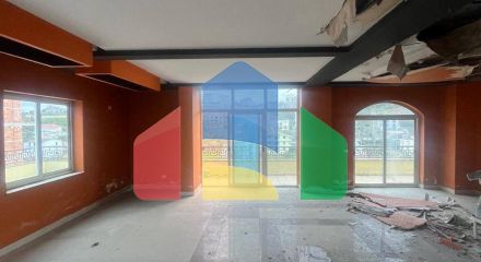 250 м.кв. + 150 м.кв. терраса на последнем этаже, Shkembi I Kavajes