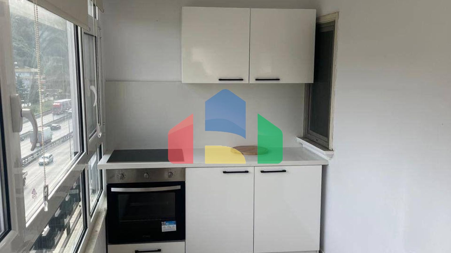 2+1 с балконом, Shkembi I Kavajes, 59м.кв