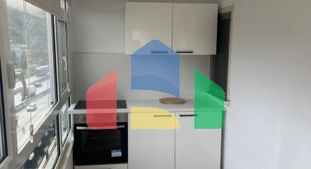 2+1 с балконом, Shkembi I Kavajes, 59м.кв