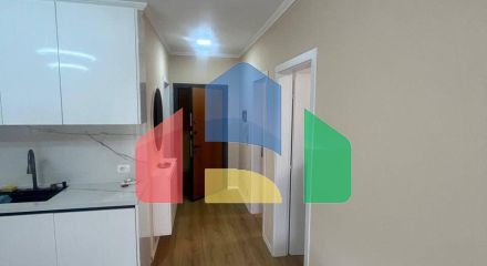 2+1 с балконом, Shkembi I Kavajes, 59м.кв