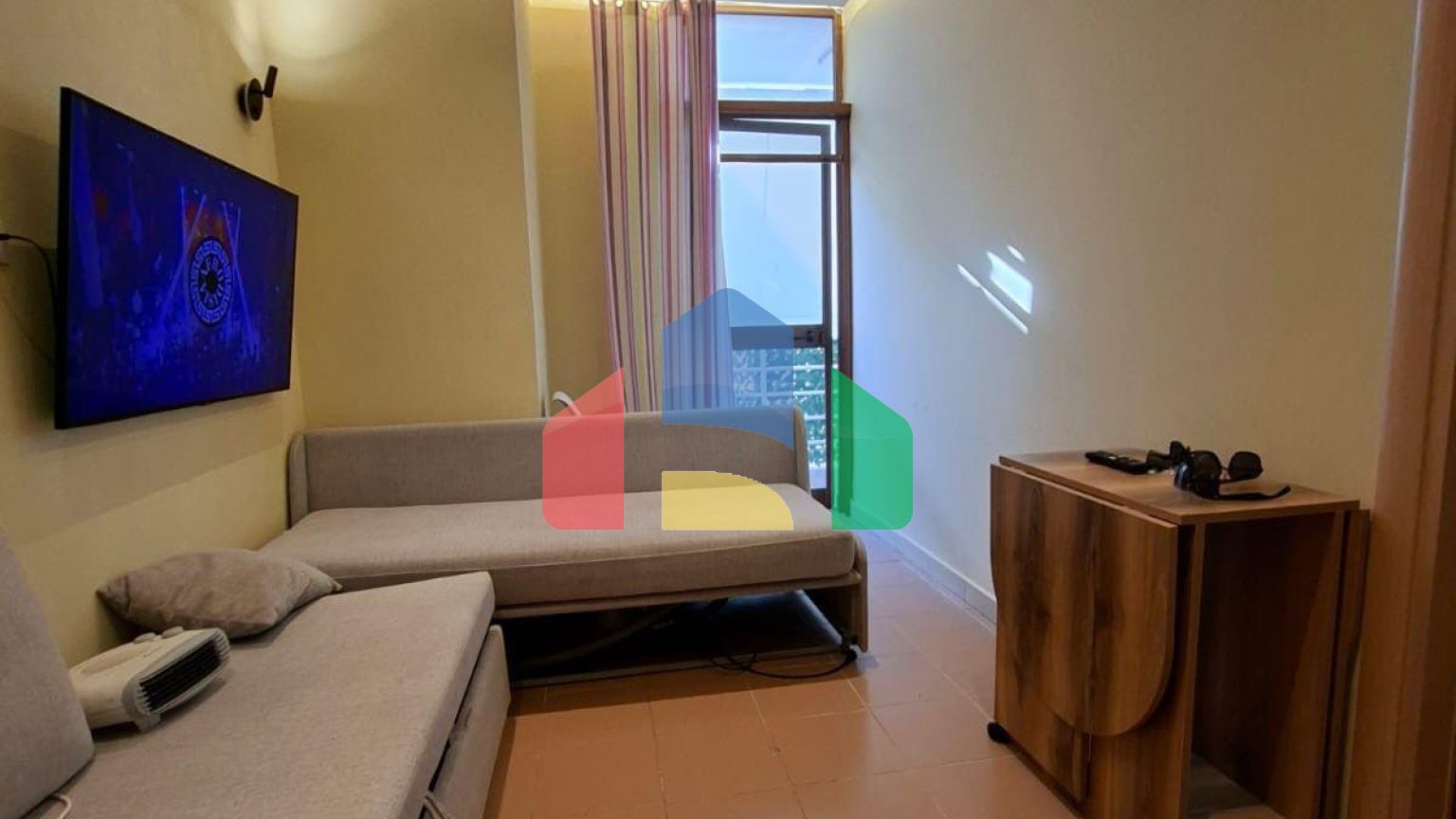 1+1 с балконом, Shkembi i Kavajes, 36 м.кв