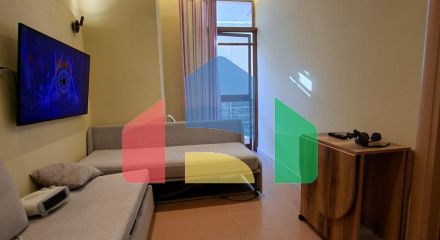 1+1 с балконом, Shkembi i Kavajes, 36 м.кв