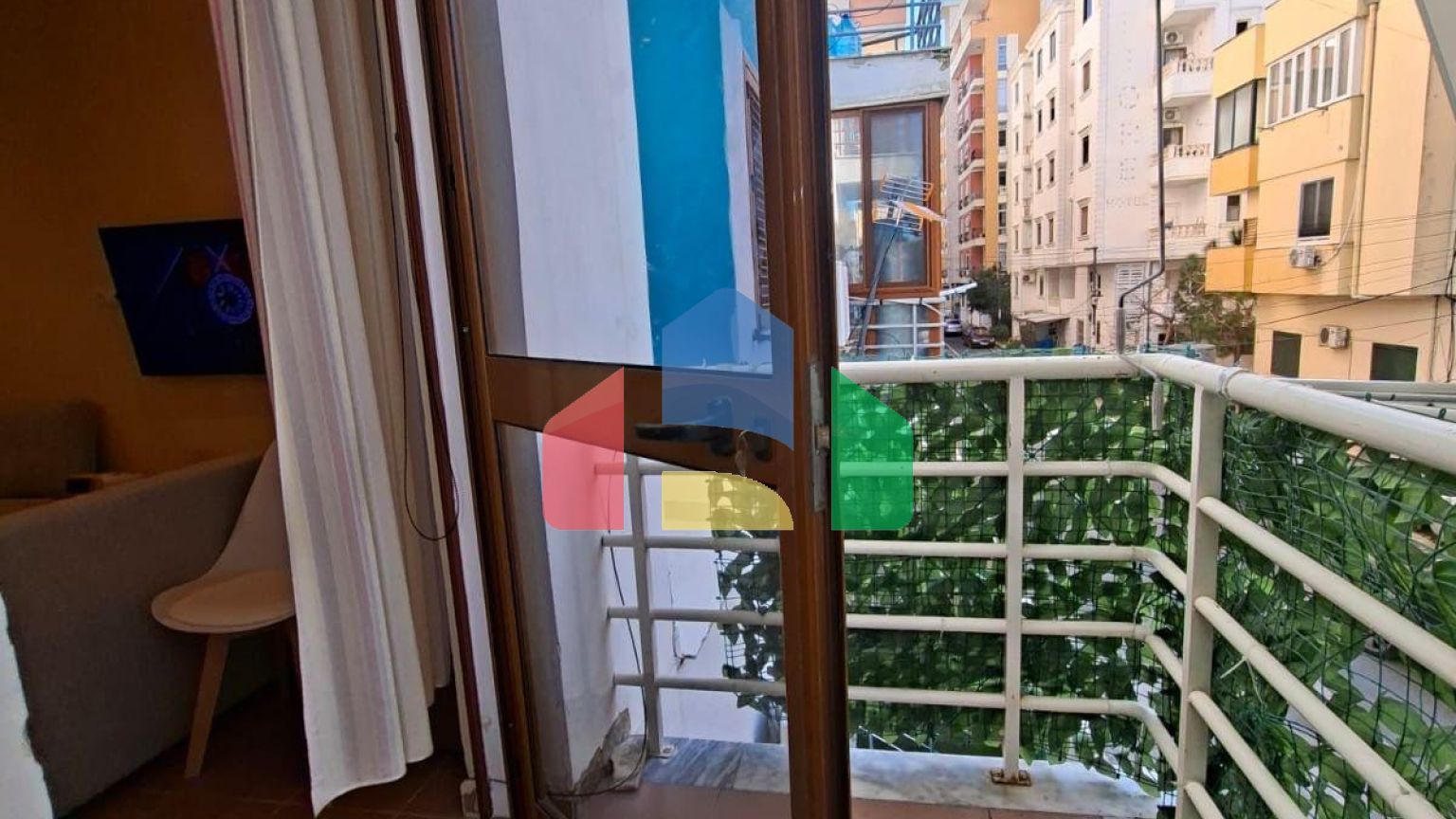 1+1 с балконом, Shkembi i Kavajes, 36 м.кв