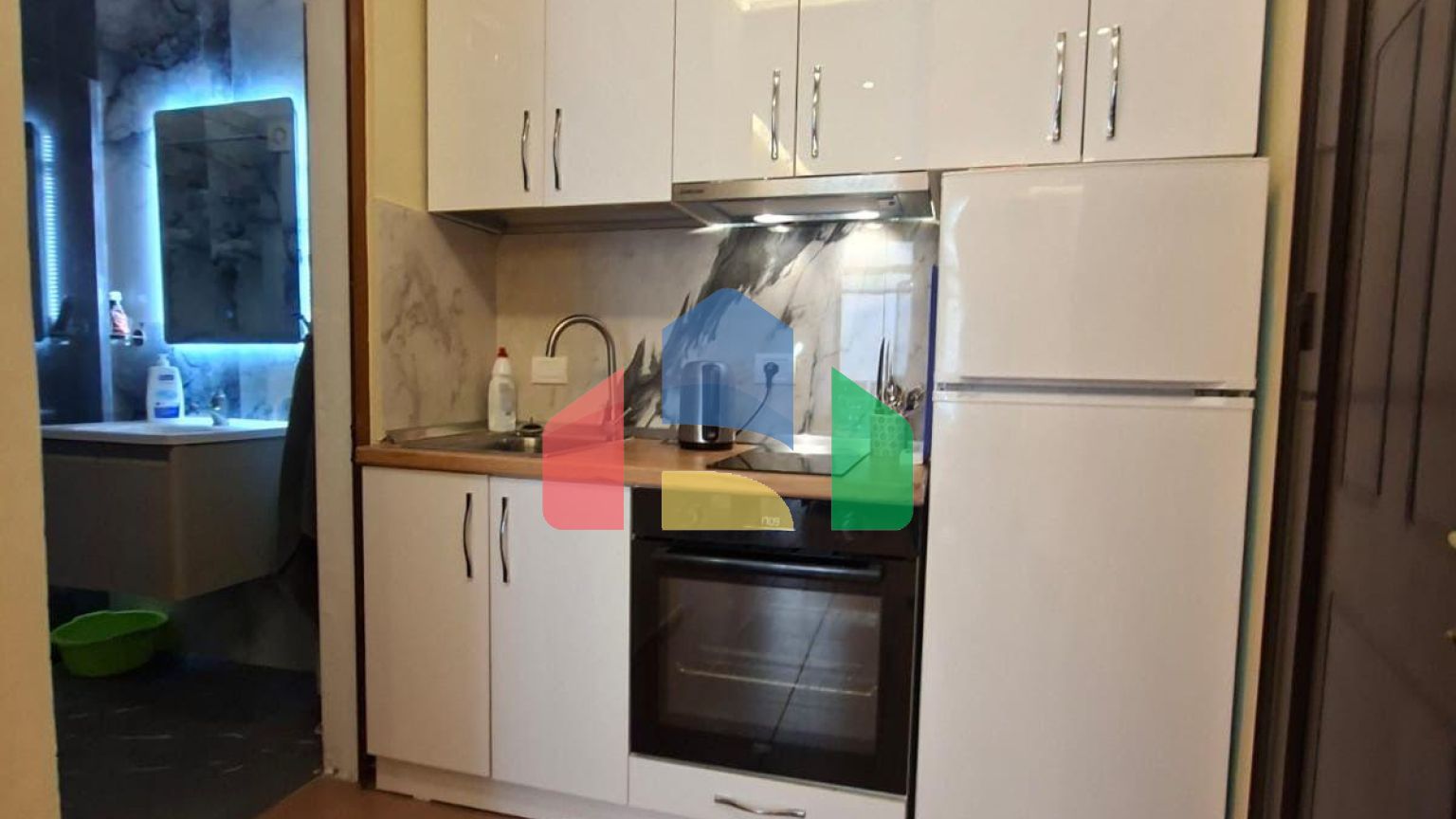 1+1 с балконом, Shkembi i Kavajes, 36 м.кв