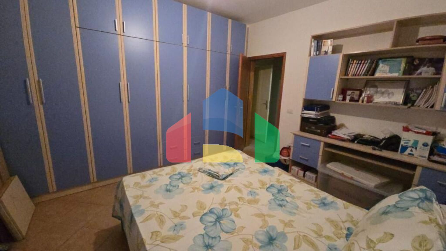 2+1 с балконом, р-н Центр Дурреса, 89 м.кв.