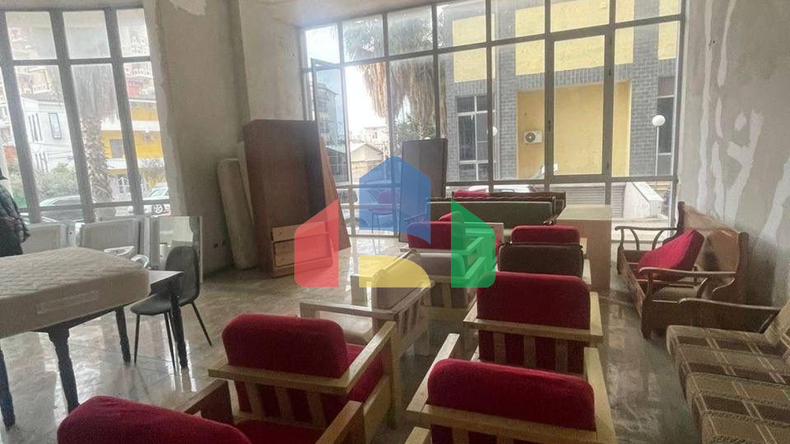 Коммерческое помещение в комплексе Tocak, Plazh, 102 м.кв