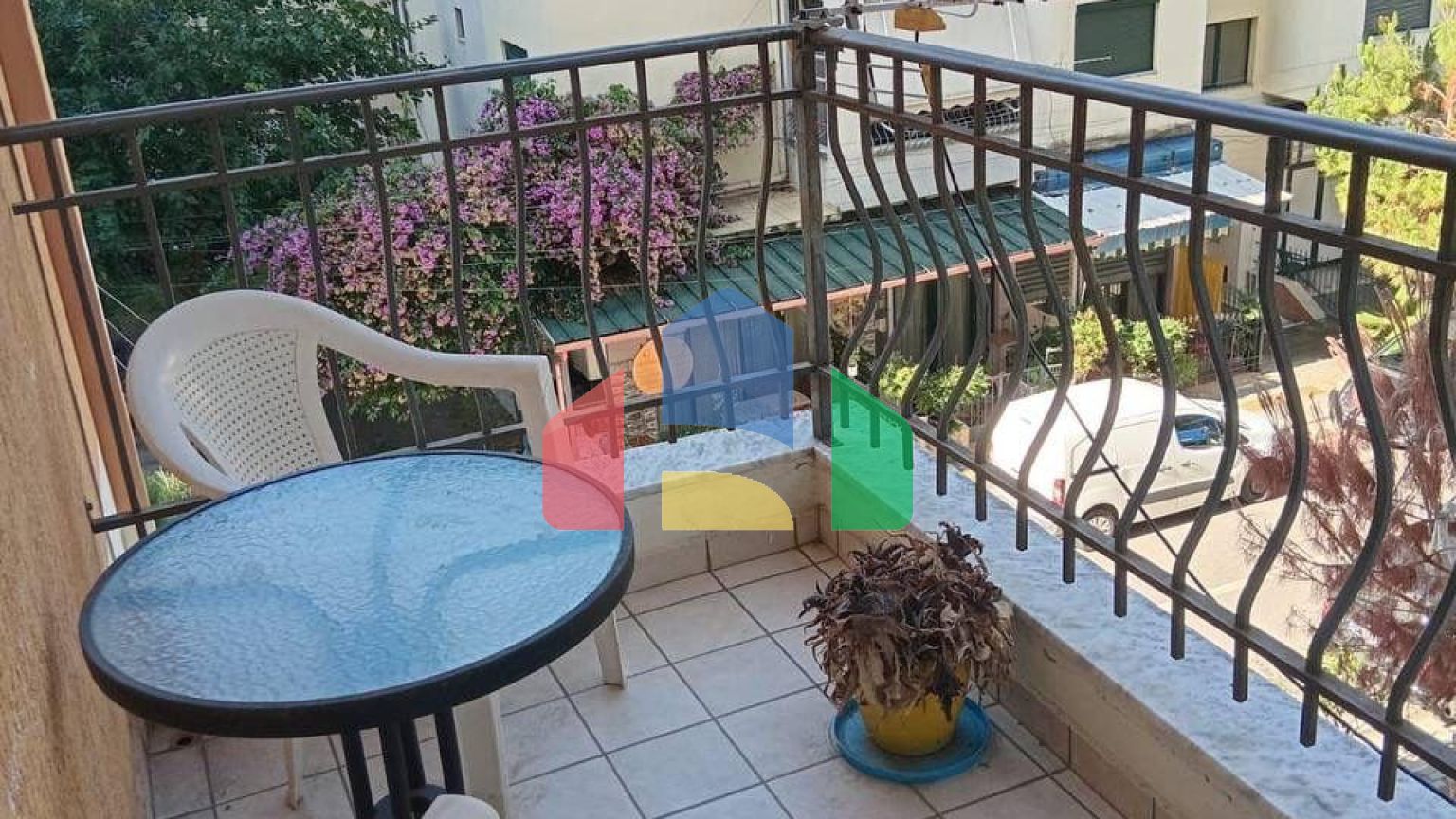 1+1 с балконом, Shkembi i Kavajes, 70 м.кв