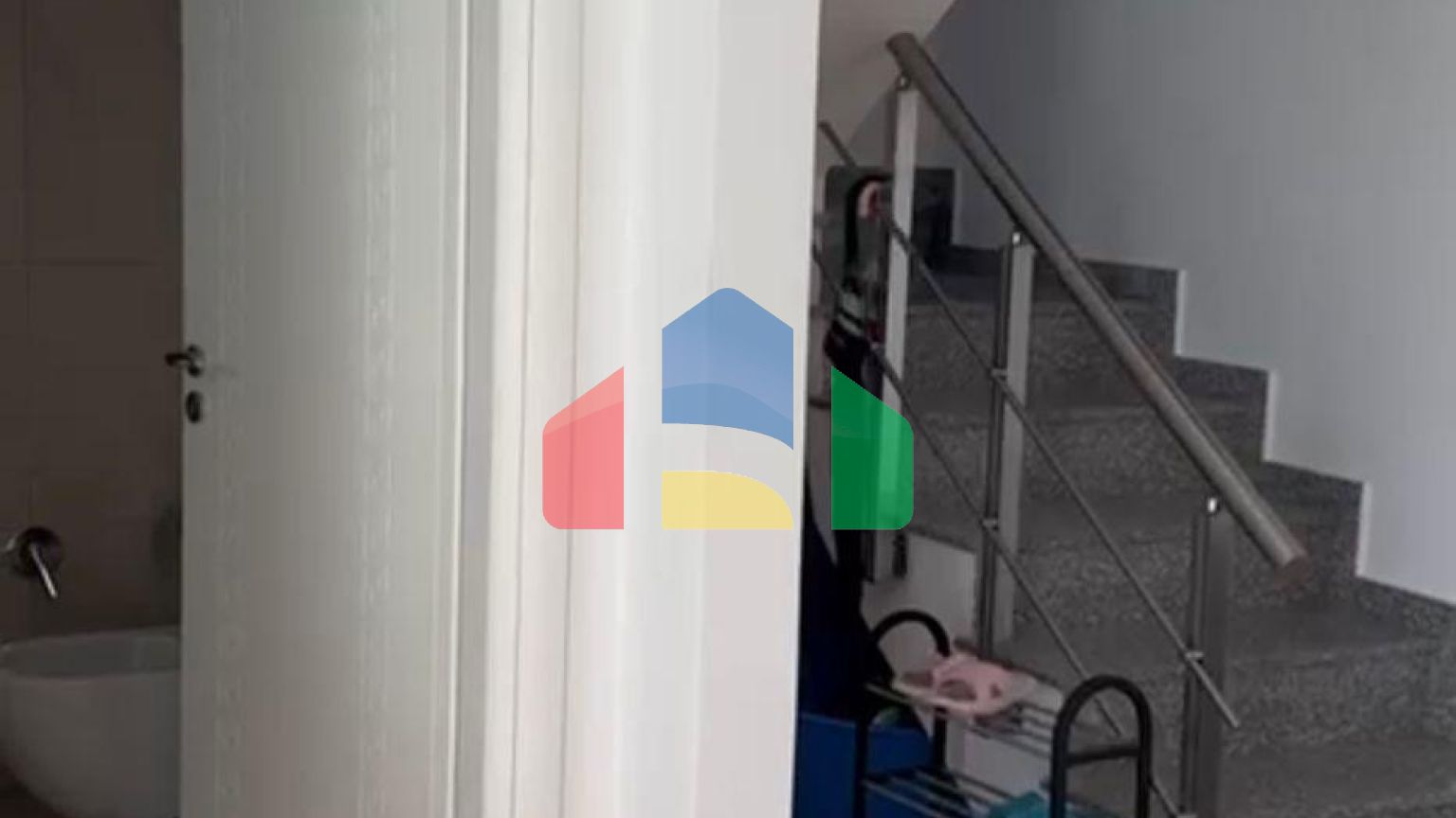 2+1+2 дуплекс с видом на море, Shkembi i Kavajes, 182 м.кв