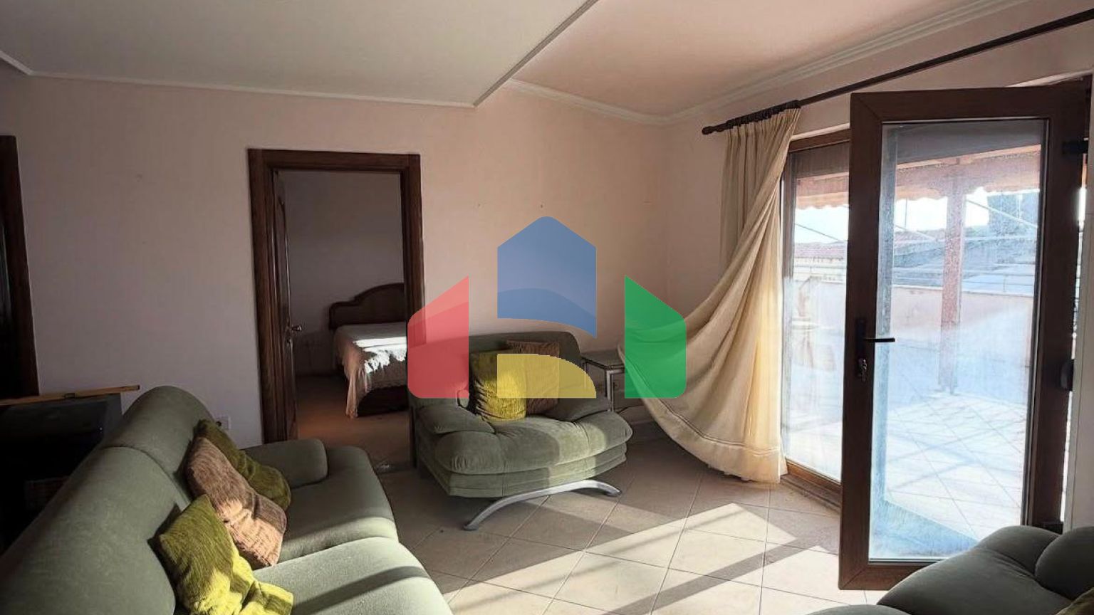 2+1 с двумя балконами, Shkembi Kavajes, 120 м.кв