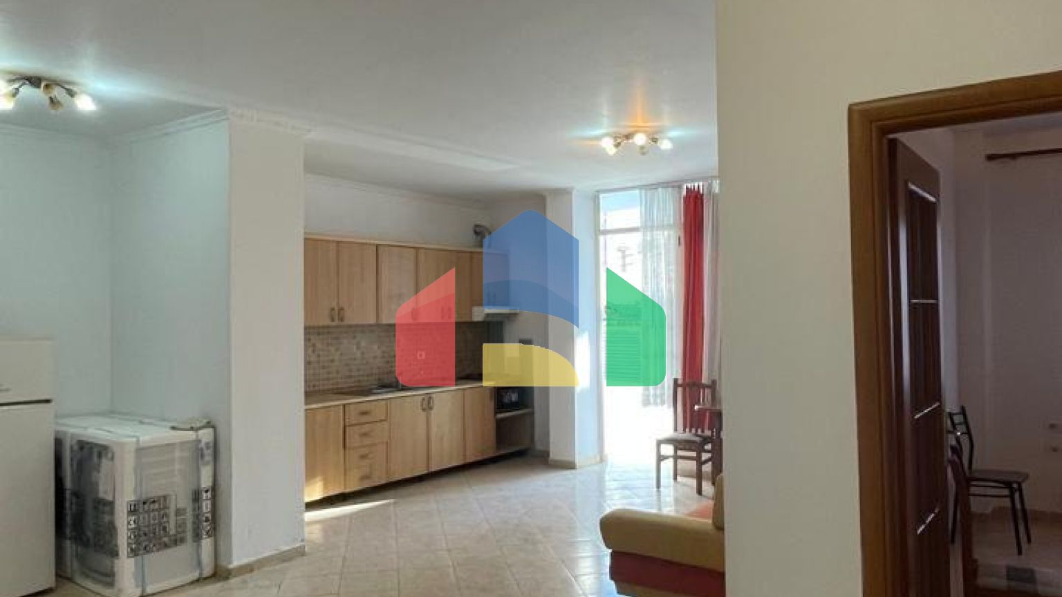 3+1 с двумя балконами, р-н Голем, 125 м.кв