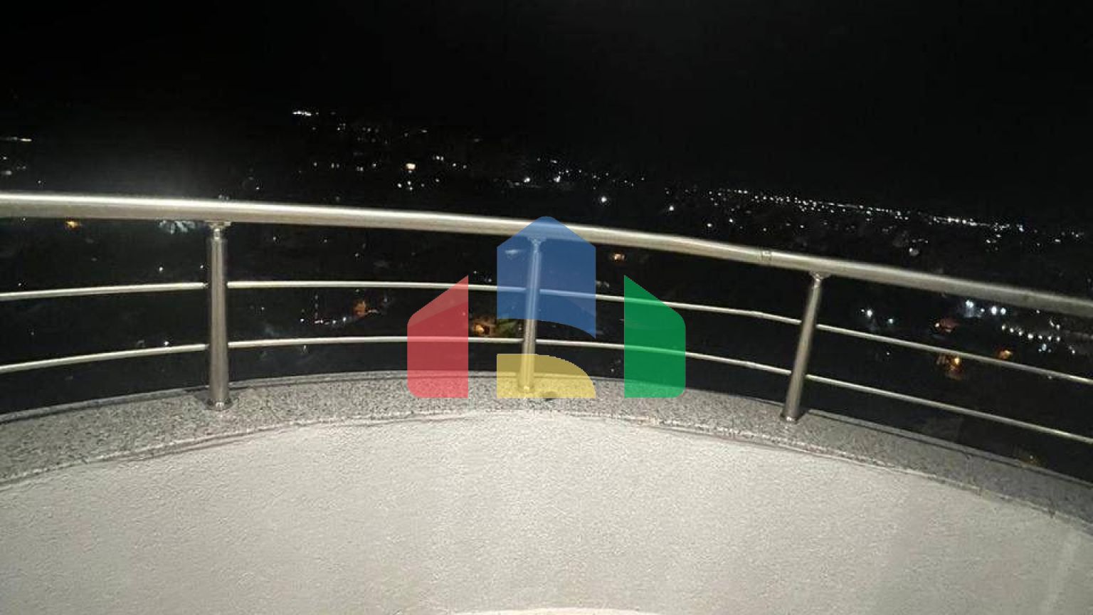 2+1 с видом на море и 2мя санузлами, р-н Волга, 132 м.кв