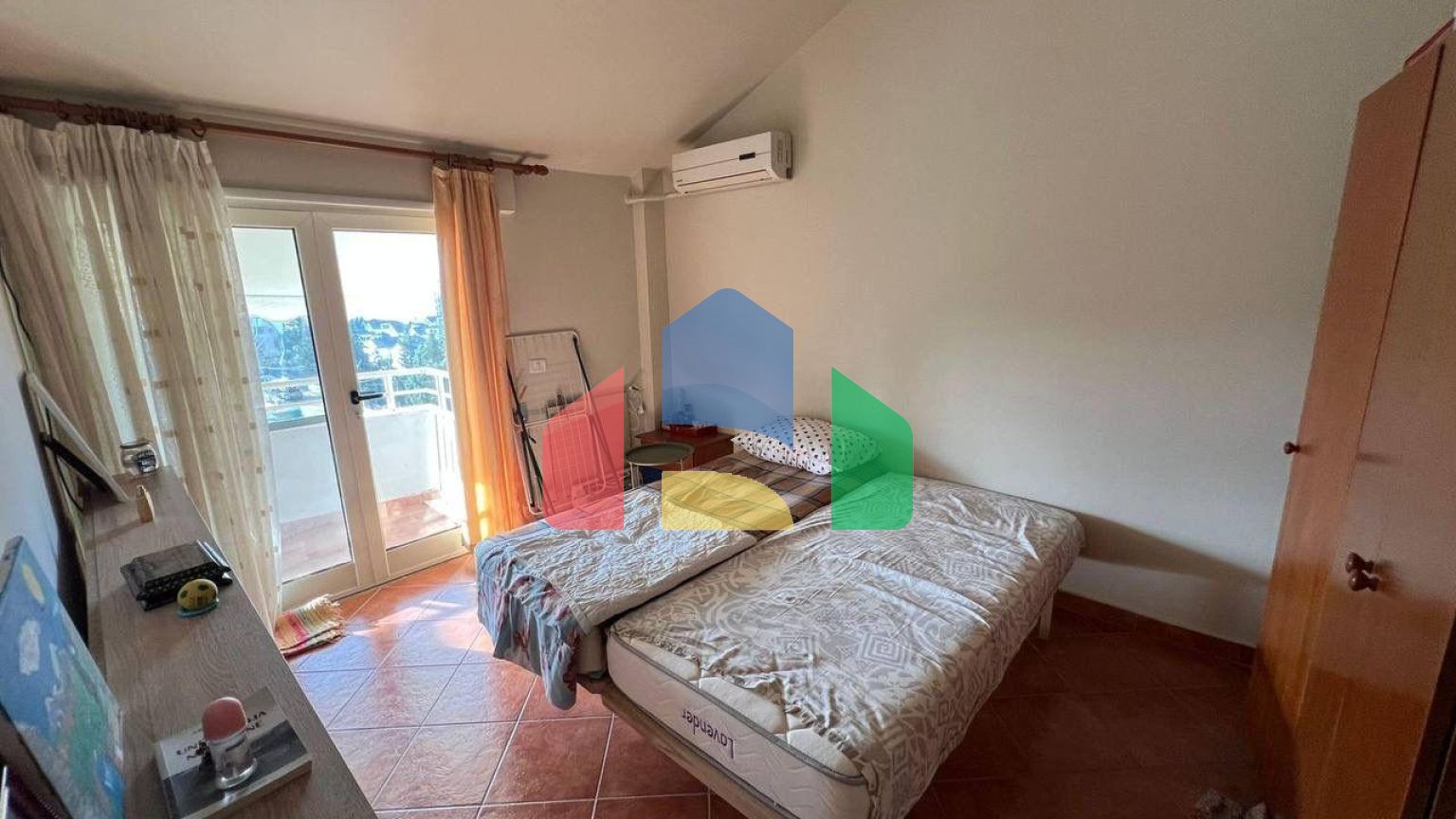 1+1 с балконом, Golem, 75 м.кв