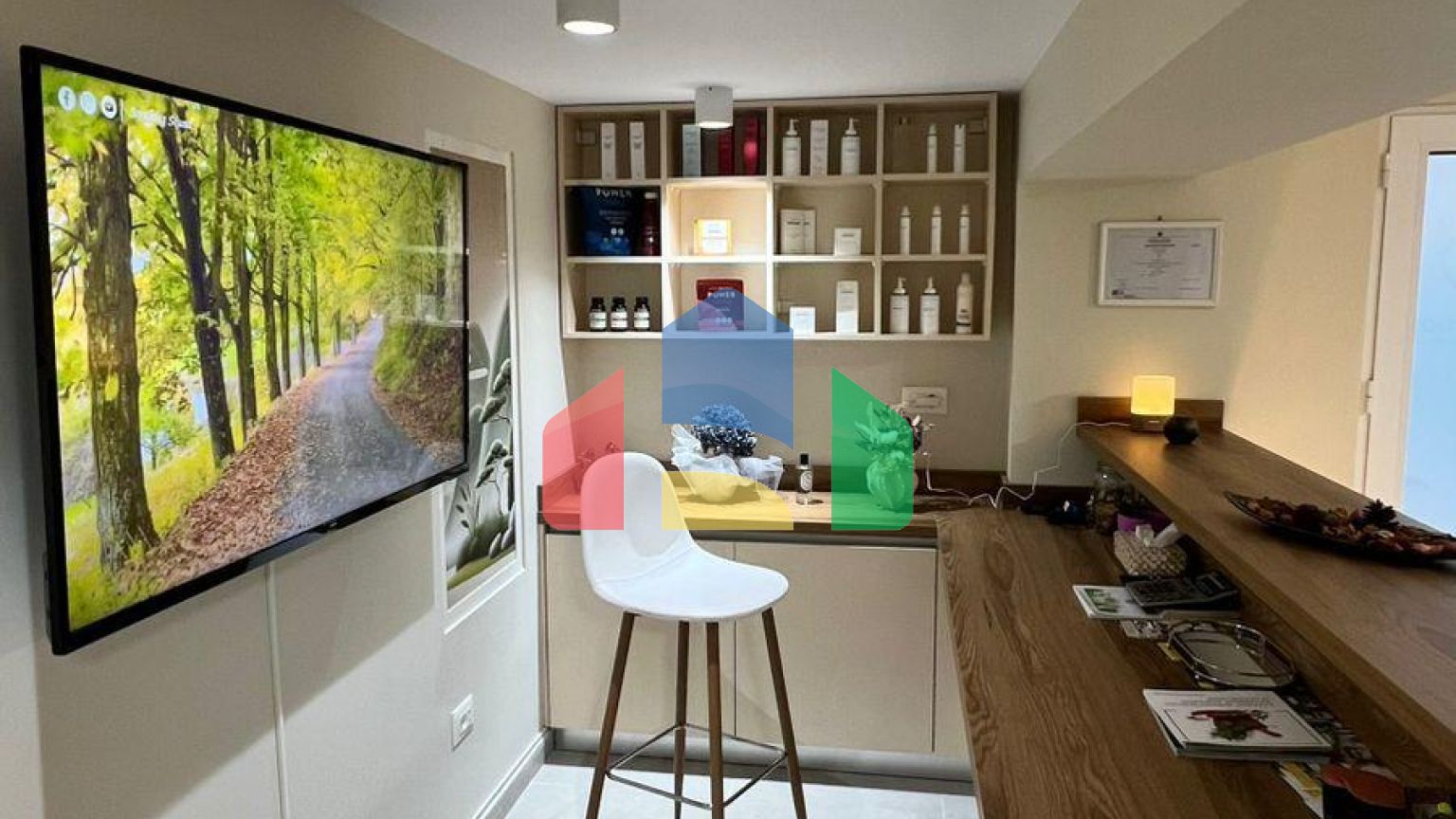 Салон красоты, Дуррес, 50 м.кв