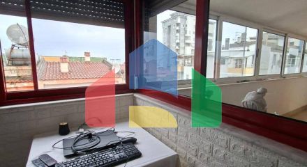 2+1 с балконом, р-н Шкемби, 100 м.кв