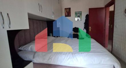 2+1 с балконом, р-н Шкемби, 100 м.кв