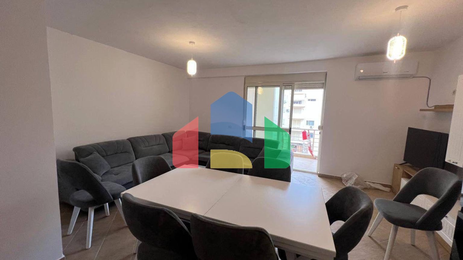 2+1 с балконом, Пляж, 110 м.кв