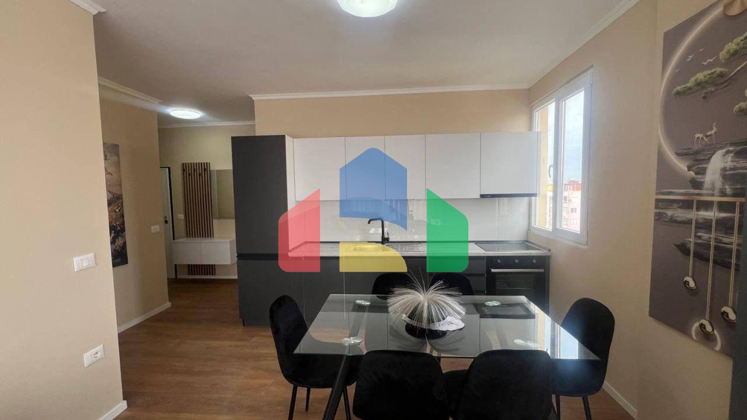 2+1 с ремонтом, р-н Пляж, 85 м.кв