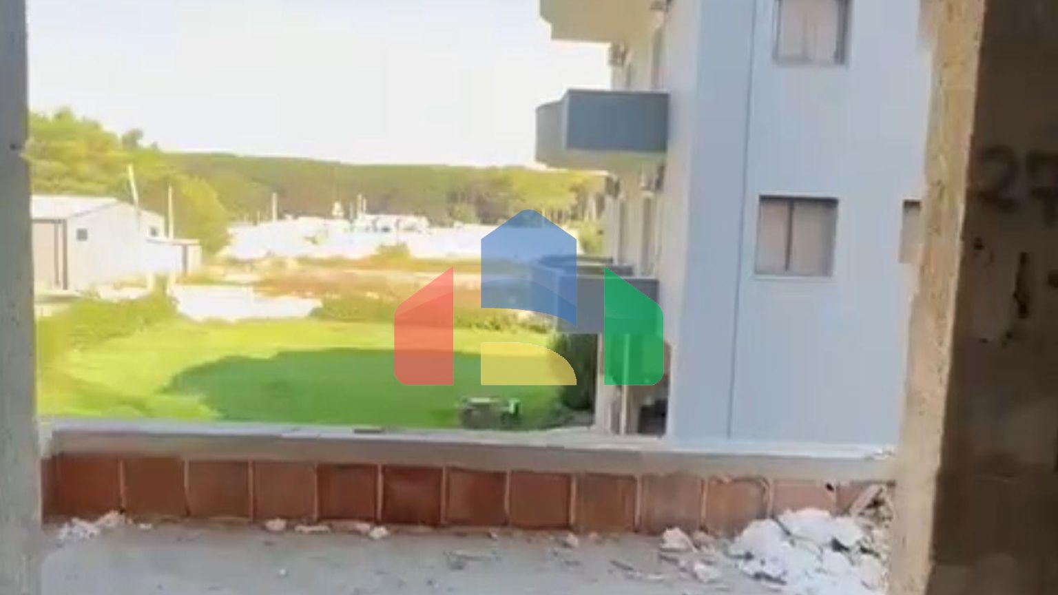 1+1 с балконом, Golem, 72 м.кв