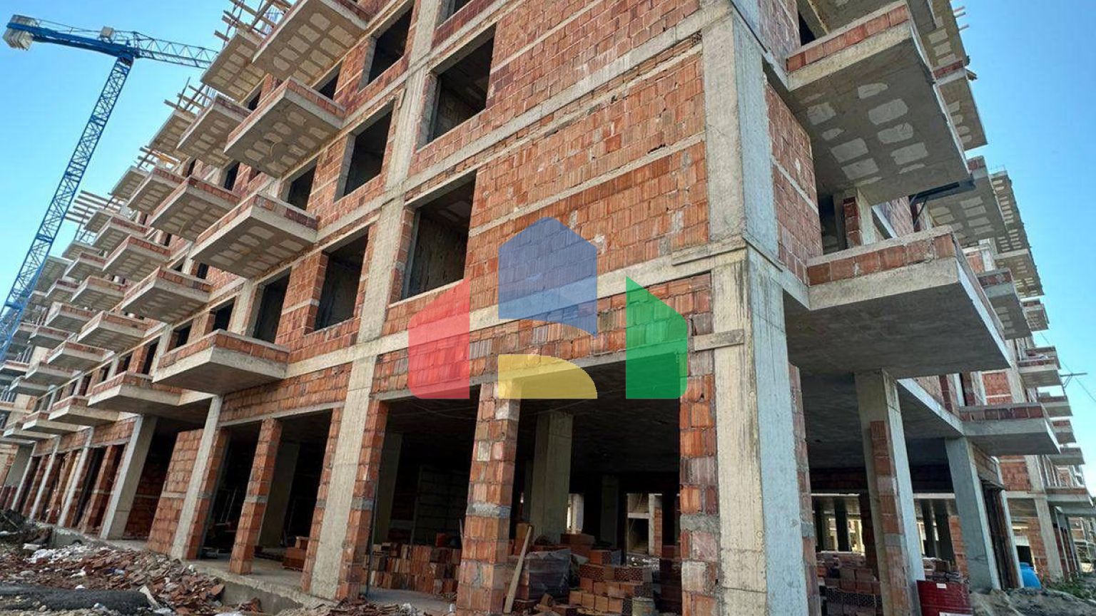 1+1 с балконом, Golem, 72 м.кв