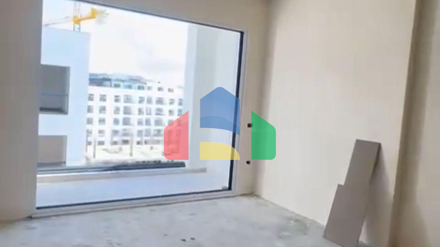 2+1 с балконом, Golem, 100 м.кв