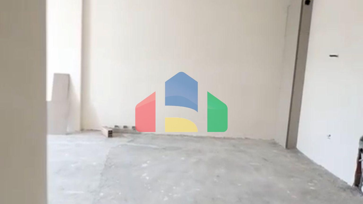 2+1 с балконом, Golem, 100 м.кв