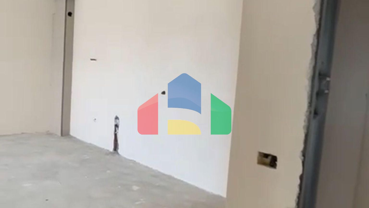 2+1 с балконом, Golem, 100 м.кв