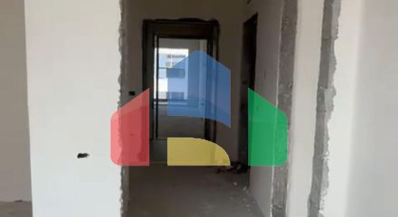 2+1 с балконом, Golem, 100 м.кв