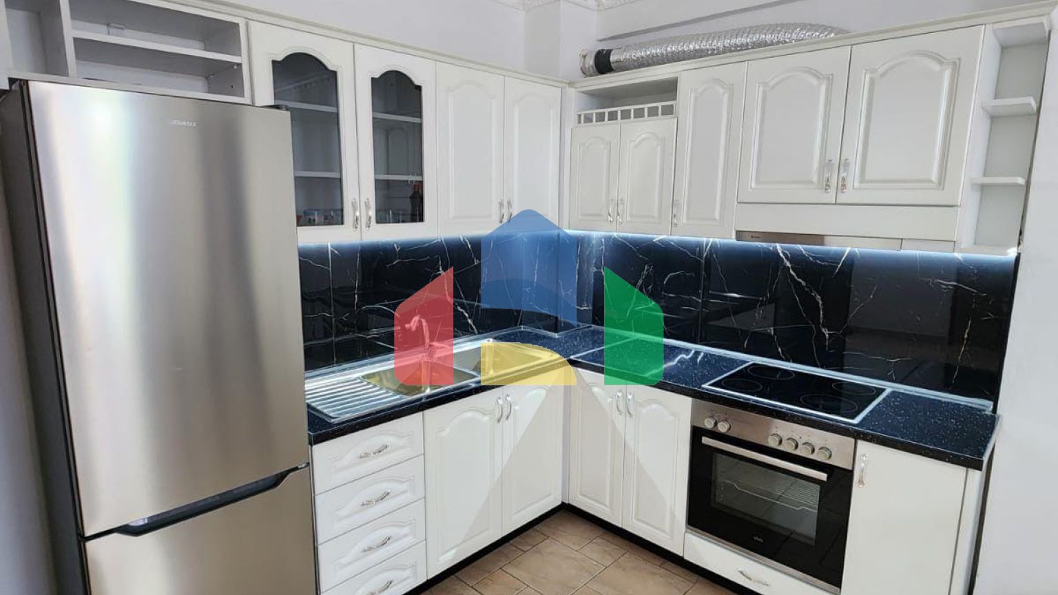 1+1 с балконом, Plazh, 84 м.кв