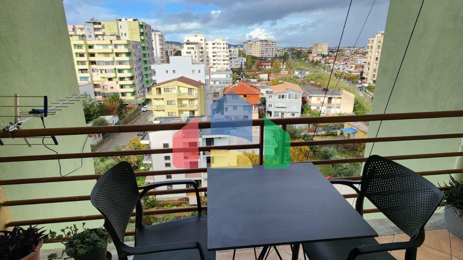 1+1 с балконом, Plazh, 84 м.кв