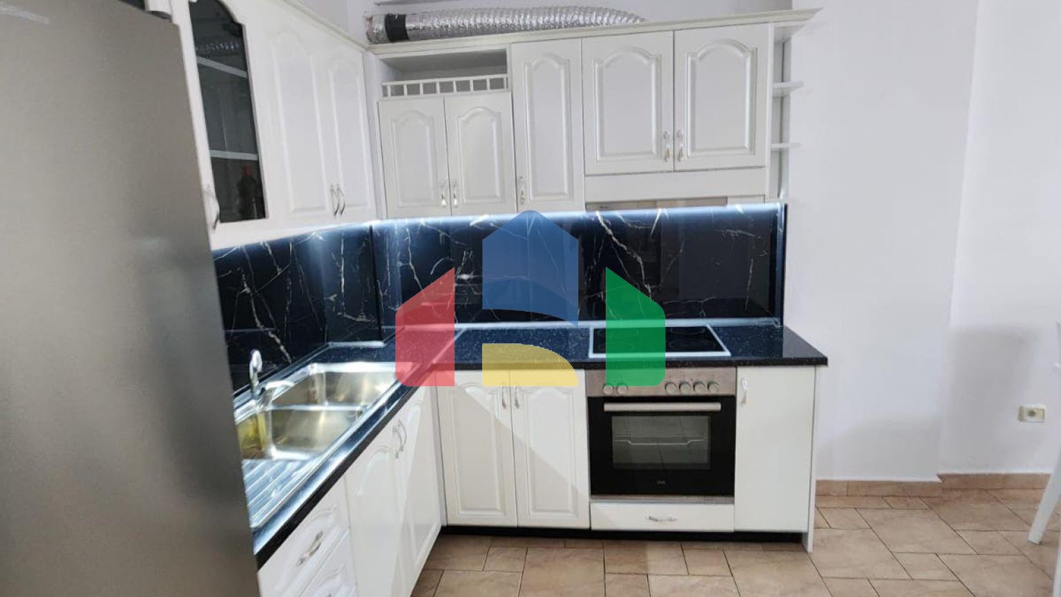 1+1 с балконом, Plazh, 84 м.кв