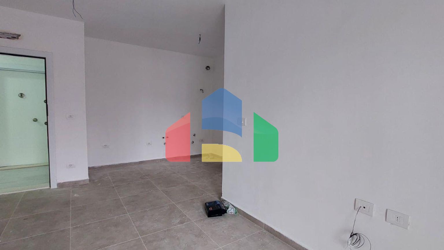 1+1 с балконом, Голем, 63,77 м.кв