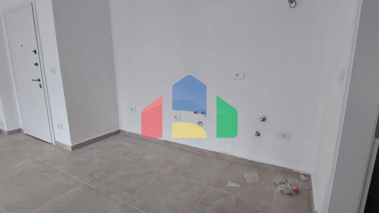 1+1 с балконом, Голем, 63,77 м.кв