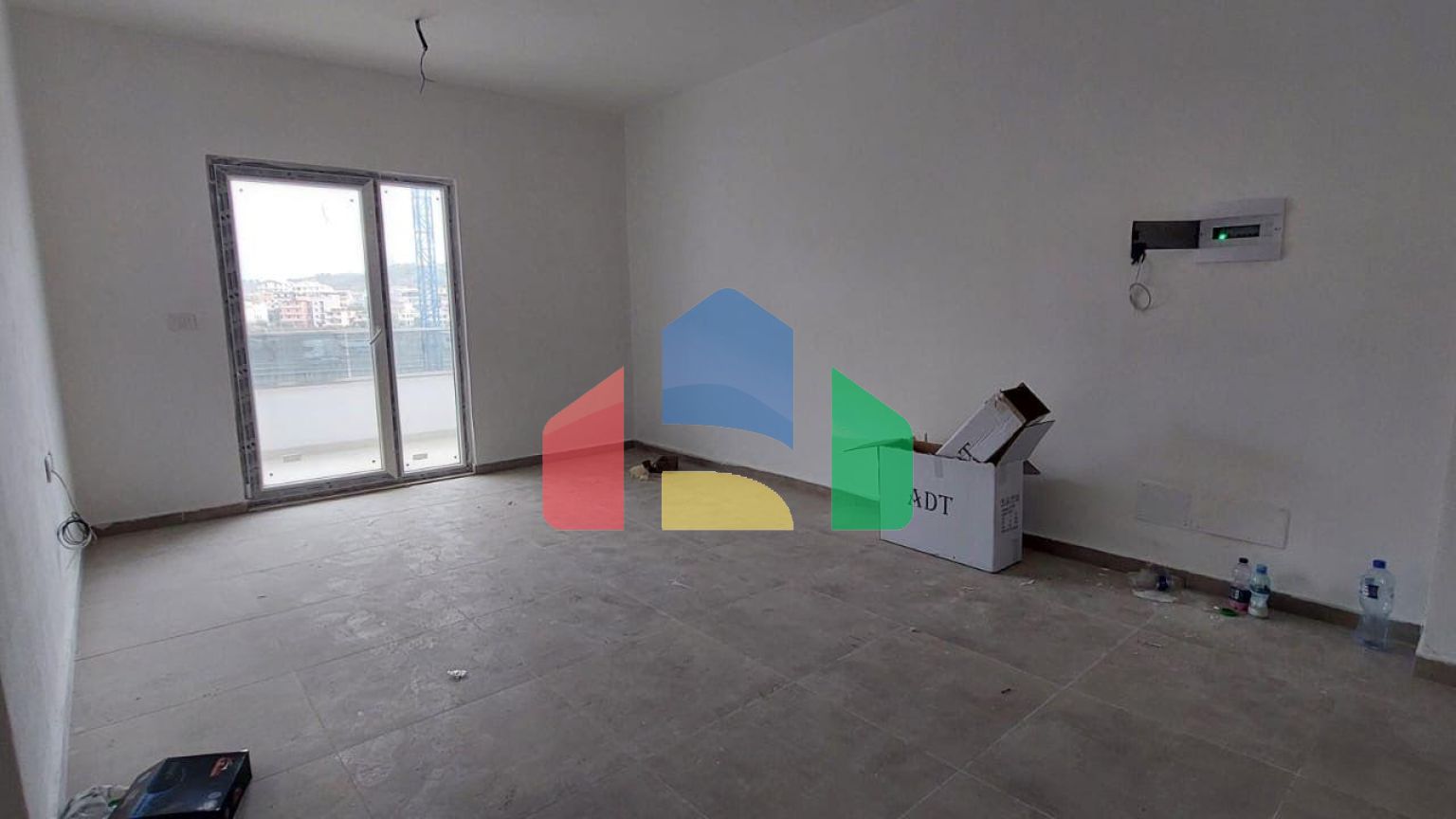 1+1 с балконом, Голем, 63,77 м.кв